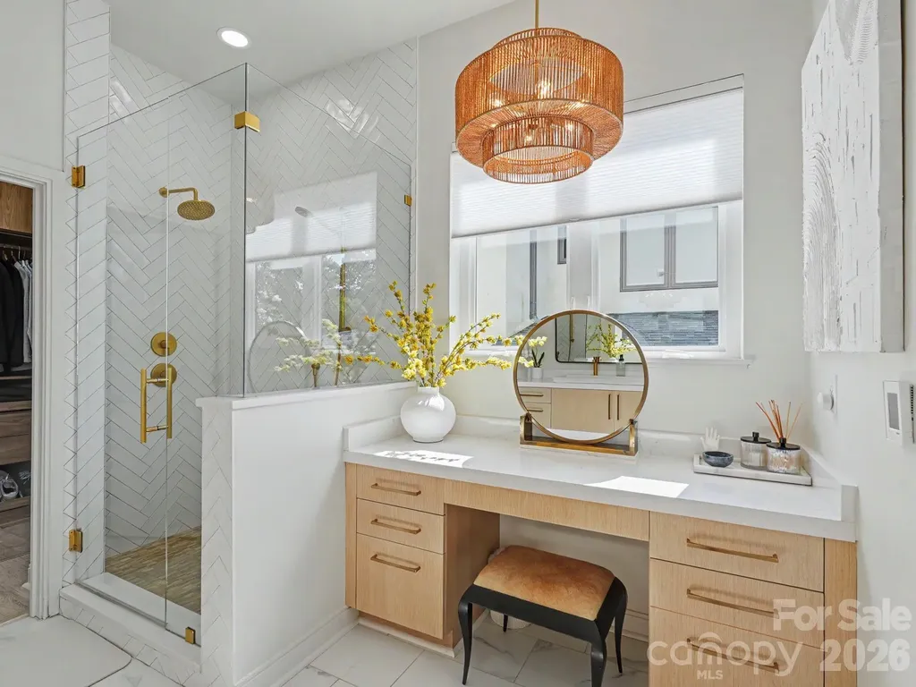 1314 Levy Way Charlotte NC 28205