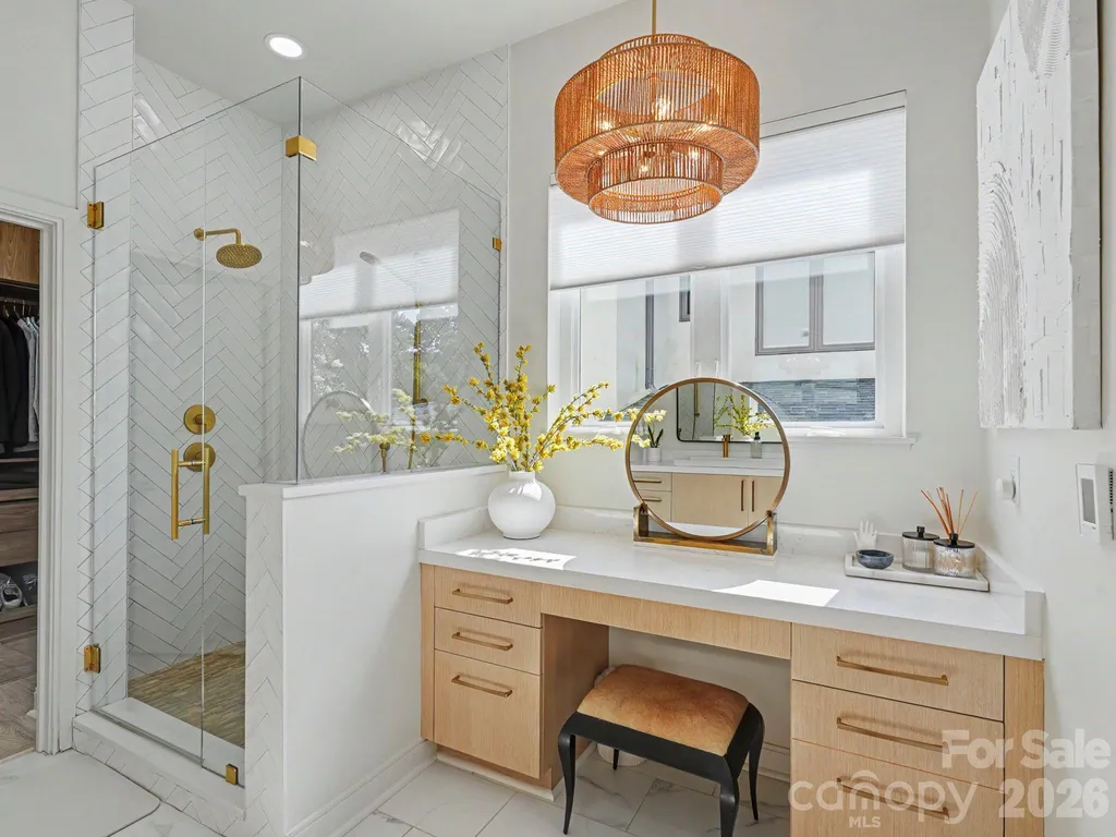 1314 Levy Way Charlotte NC 28205