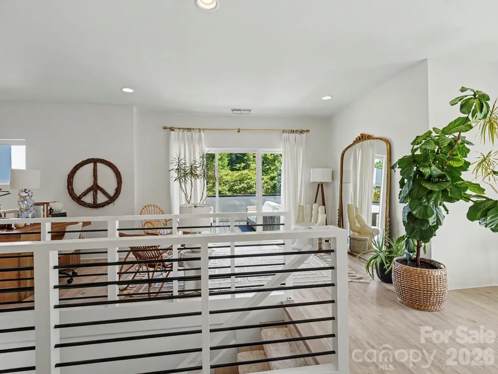 1314 Levy Way Charlotte NC 28205