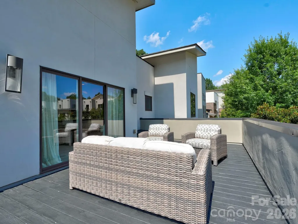 1314 Levy Way Charlotte NC 28205