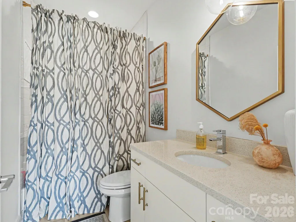 1314 Levy Way Charlotte NC 28205