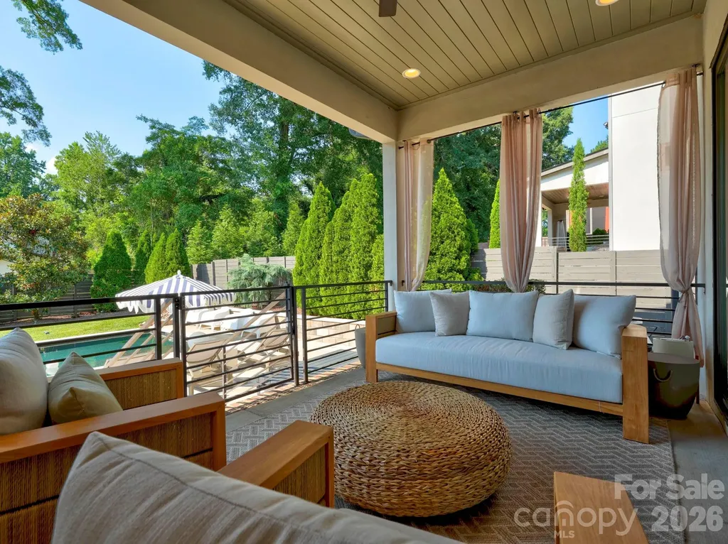 1314 Levy Way Charlotte NC 28205