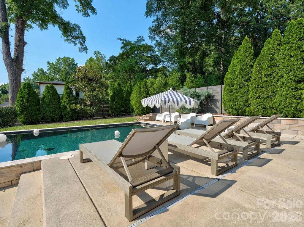 1314 Levy Way Charlotte NC 28205