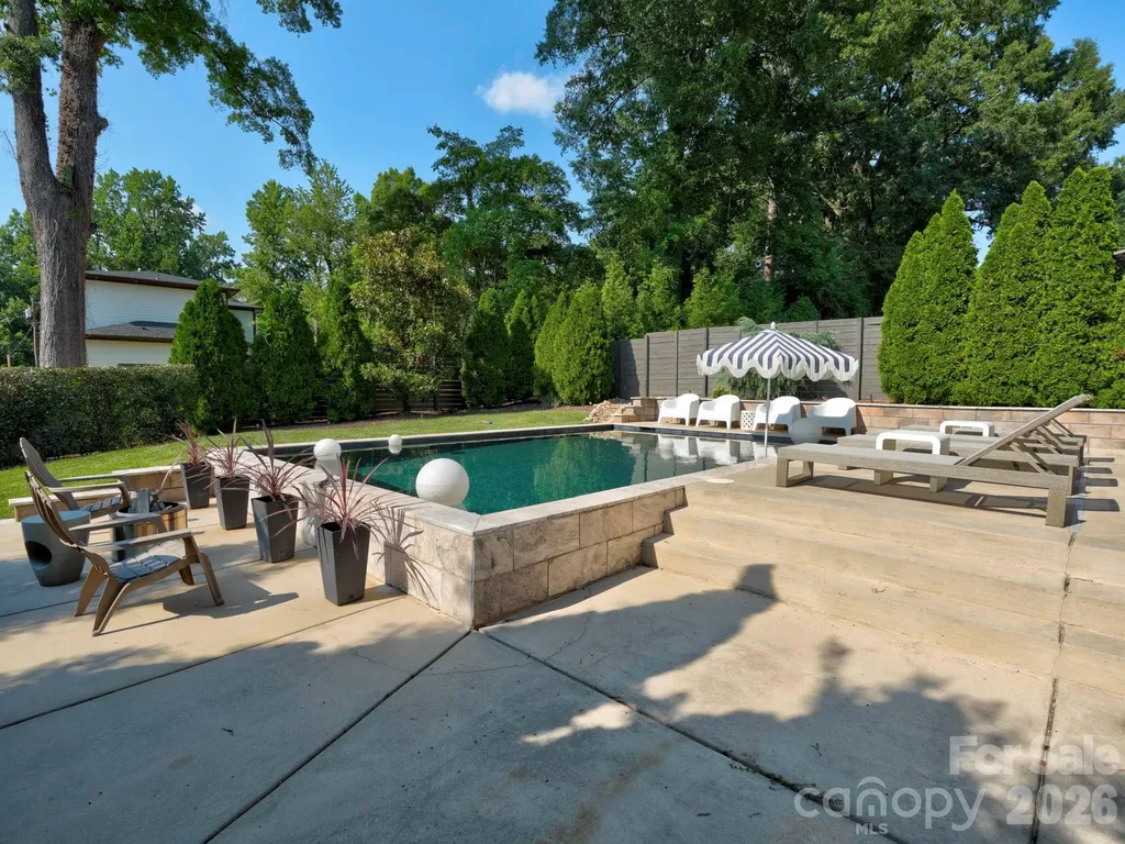 1314 Levy Way Charlotte NC 28205