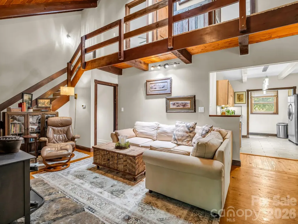 2760 Ugugu Drive Brevard NC 28712