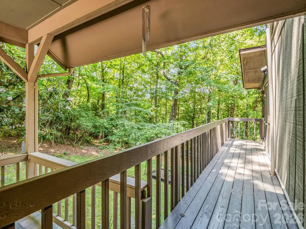 2760 Ugugu Drive Brevard NC 28712