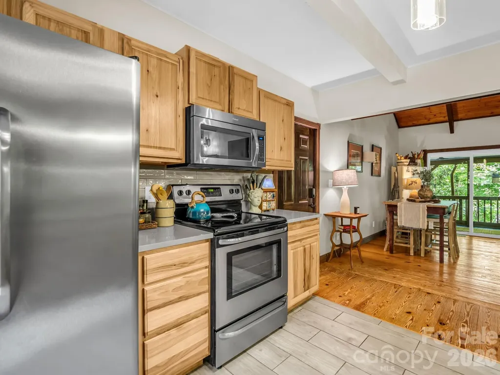 2760 Ugugu Drive Brevard NC 28712