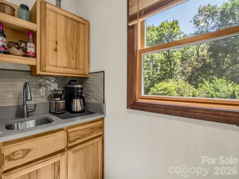 2760 Ugugu Drive Brevard NC 28712