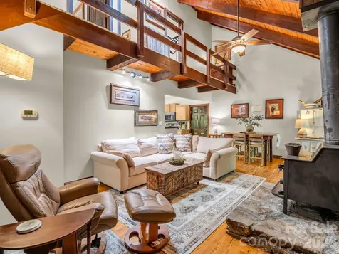2760 Ugugu Drive Brevard NC 28712