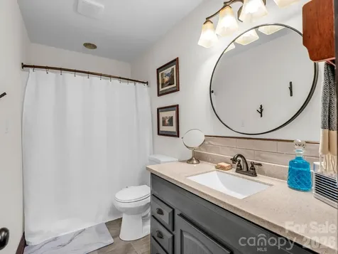 2760 Ugugu Drive Brevard NC 28712