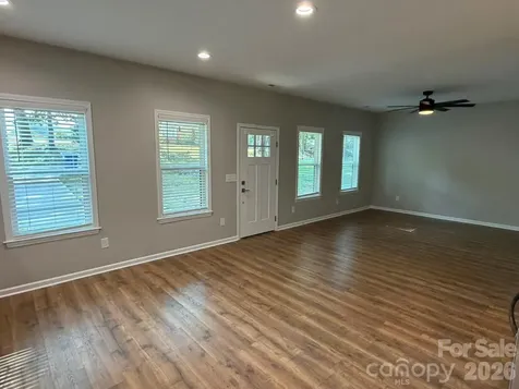 412 N Peterson Street Stanley NC 28164