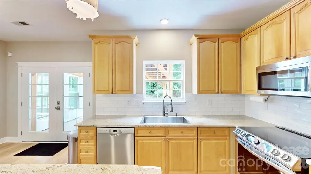 107 Stonemason Court Mooresville NC 28115