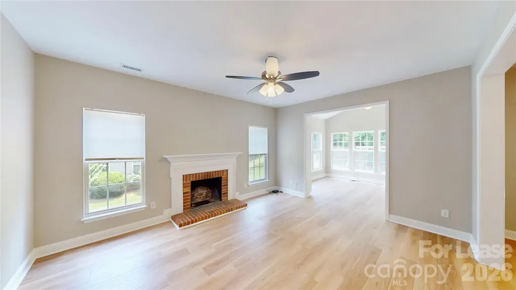 107 Stonemason Court Mooresville NC 28115
