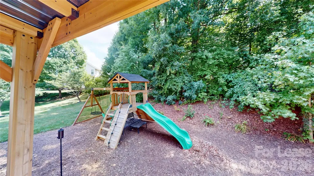 107 Stonemason Court Mooresville NC 28115