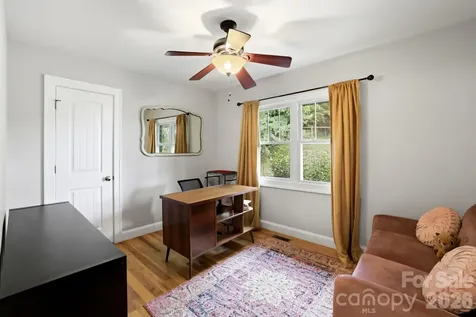 26 Crestwood Drive Arden NC 28704