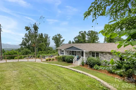 26 Crestwood Drive Arden NC 28704