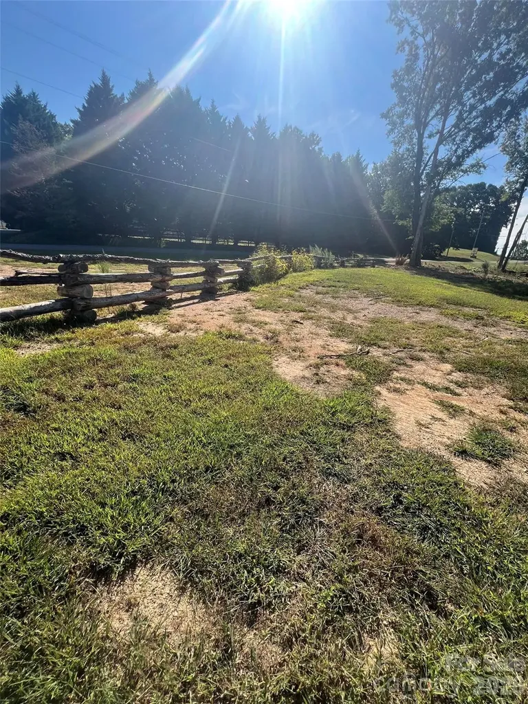1047 Pennington Road Albemarle NC 28001