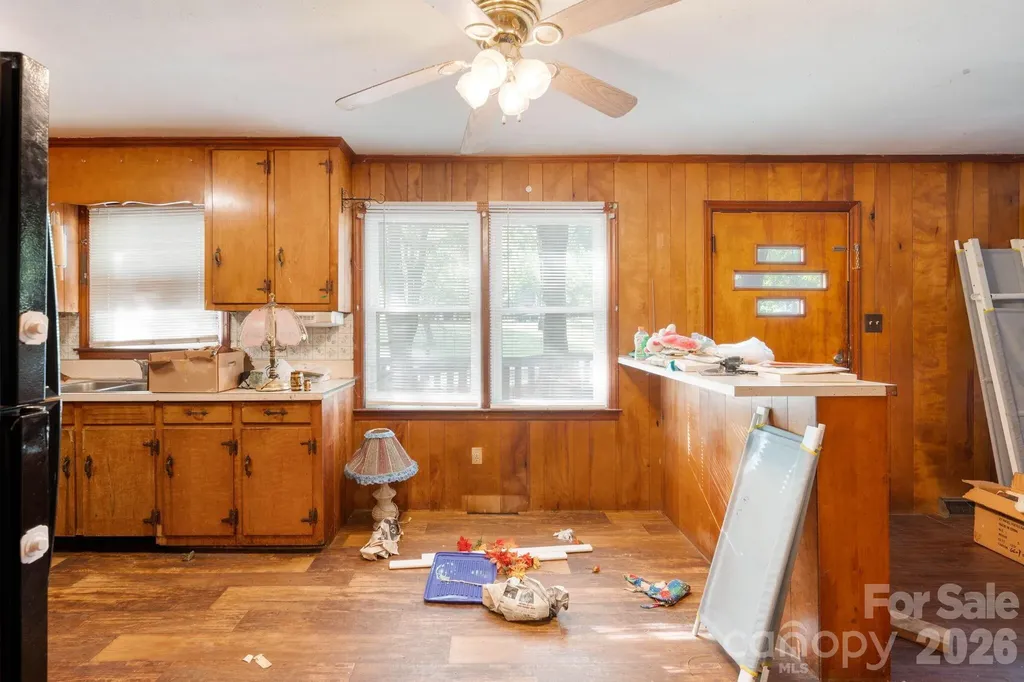 389 Midway Lake Road Mooresville NC 28115