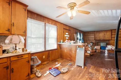 389 Midway Lake Road Mooresville NC 28115