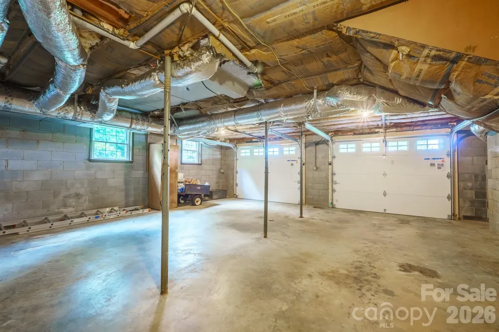 2053 Boiling Springs Road Purlear NC 28665