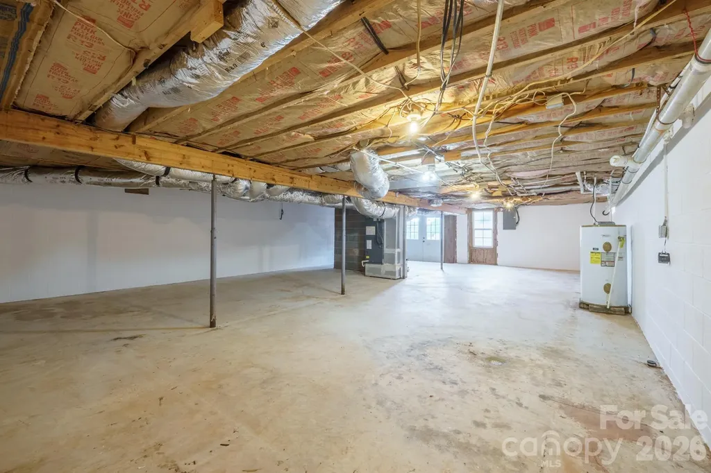 2053 Boiling Springs Road Purlear NC 28665