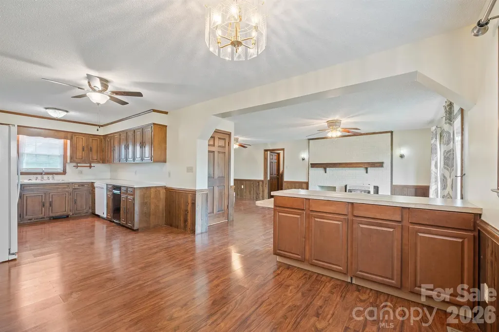 2053 Boiling Springs Road Purlear NC 28665