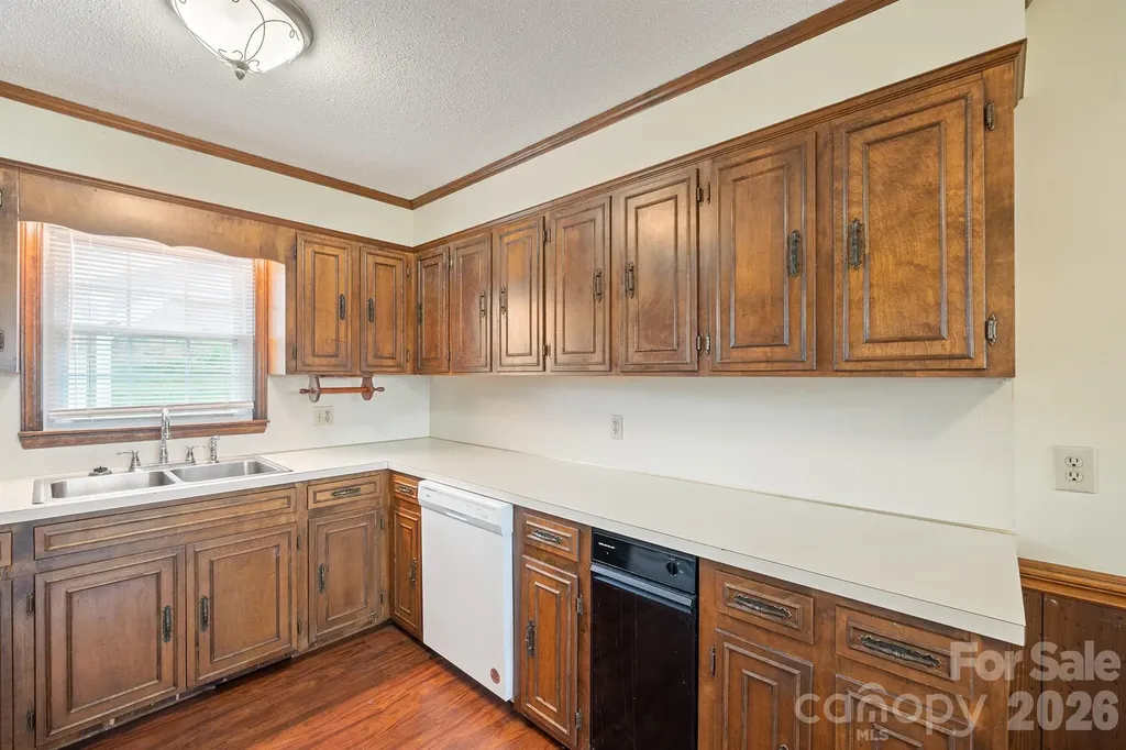 2053 Boiling Springs Road Purlear NC 28665