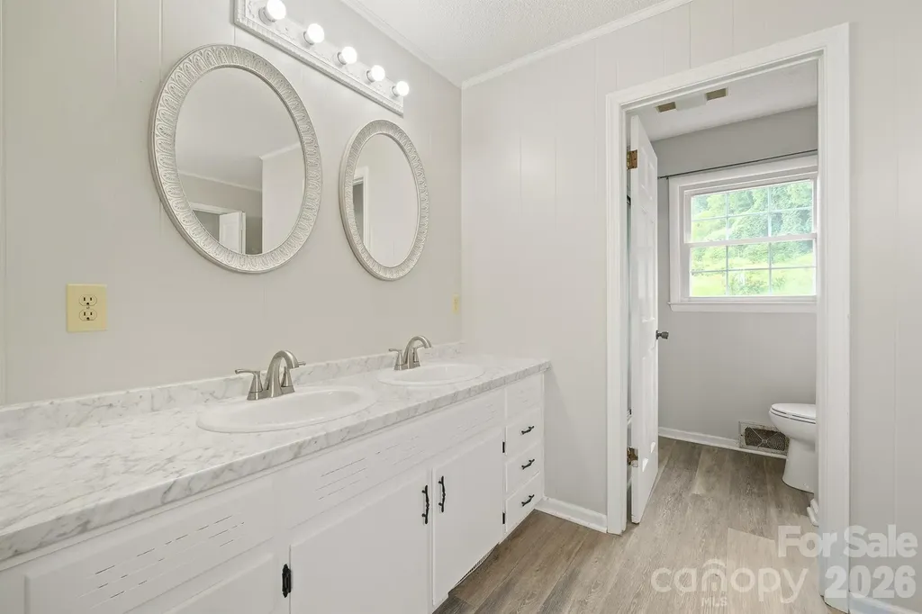 2053 Boiling Springs Road Purlear NC 28665