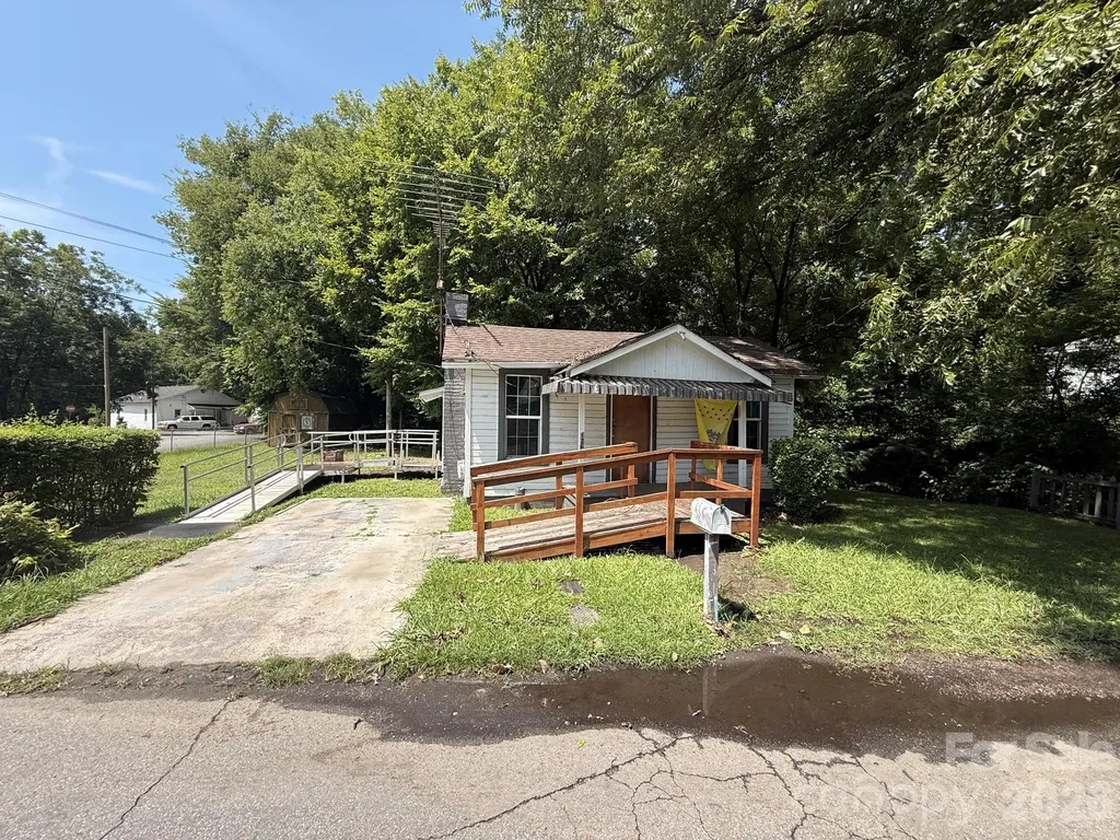 126 James Street SW Concord NC 28025