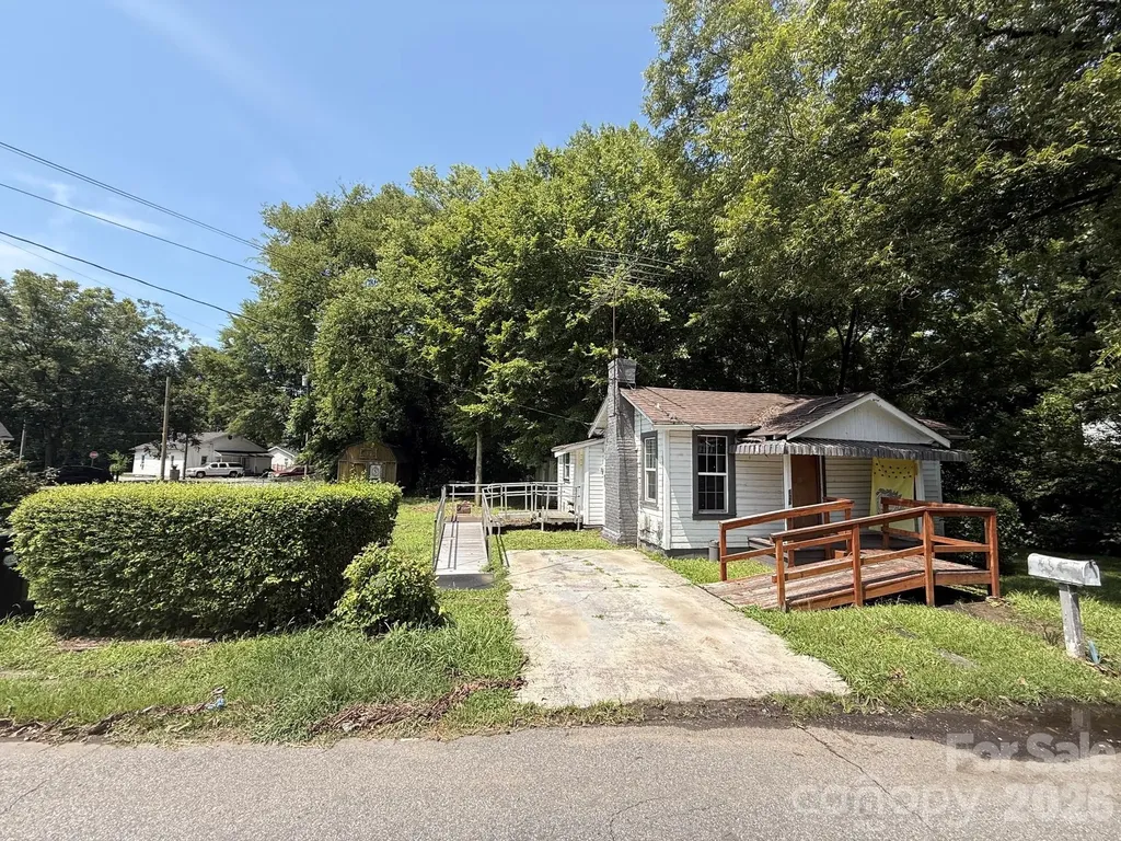 126 James Street SW Concord NC 28025