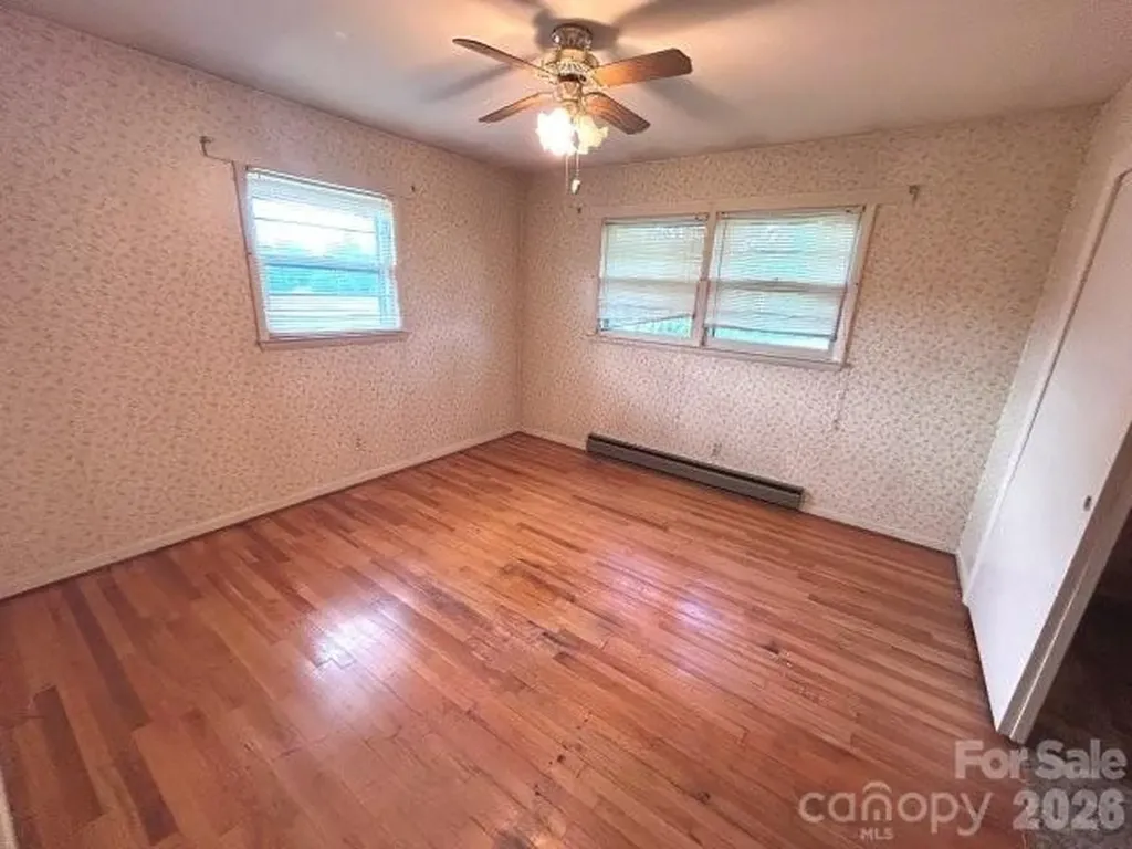 3196 Westview Street Valdese NC 28690