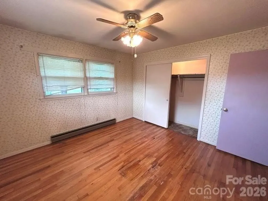 3196 Westview Street Valdese NC 28690