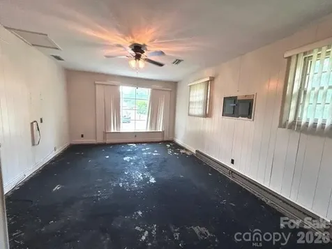 3196 Westview Street Valdese NC 28690