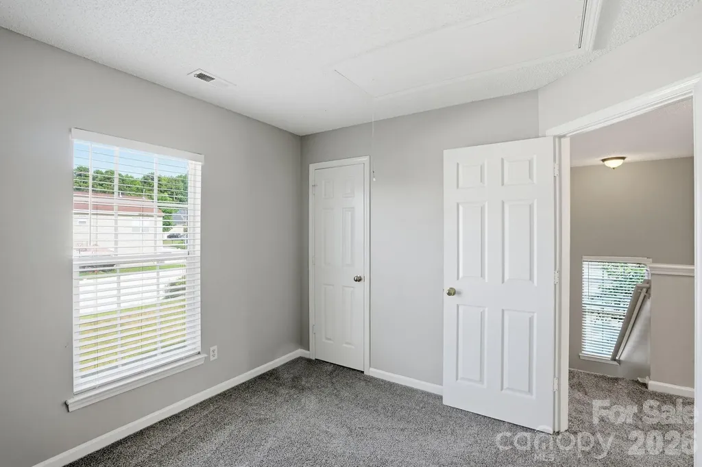 1528 Harland Street Charlotte NC 28216