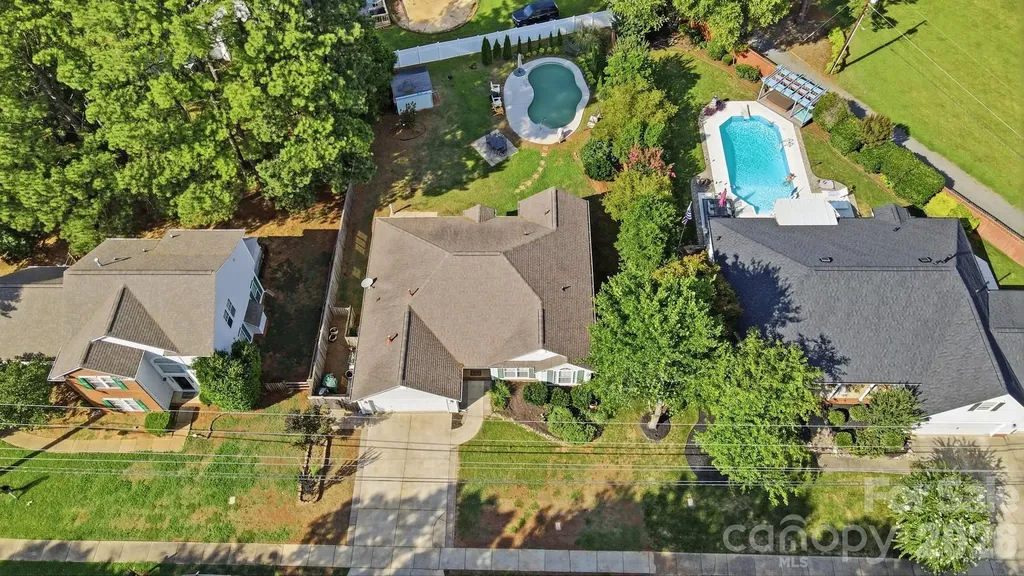 7206 Rock Island Road Charlotte NC 28278