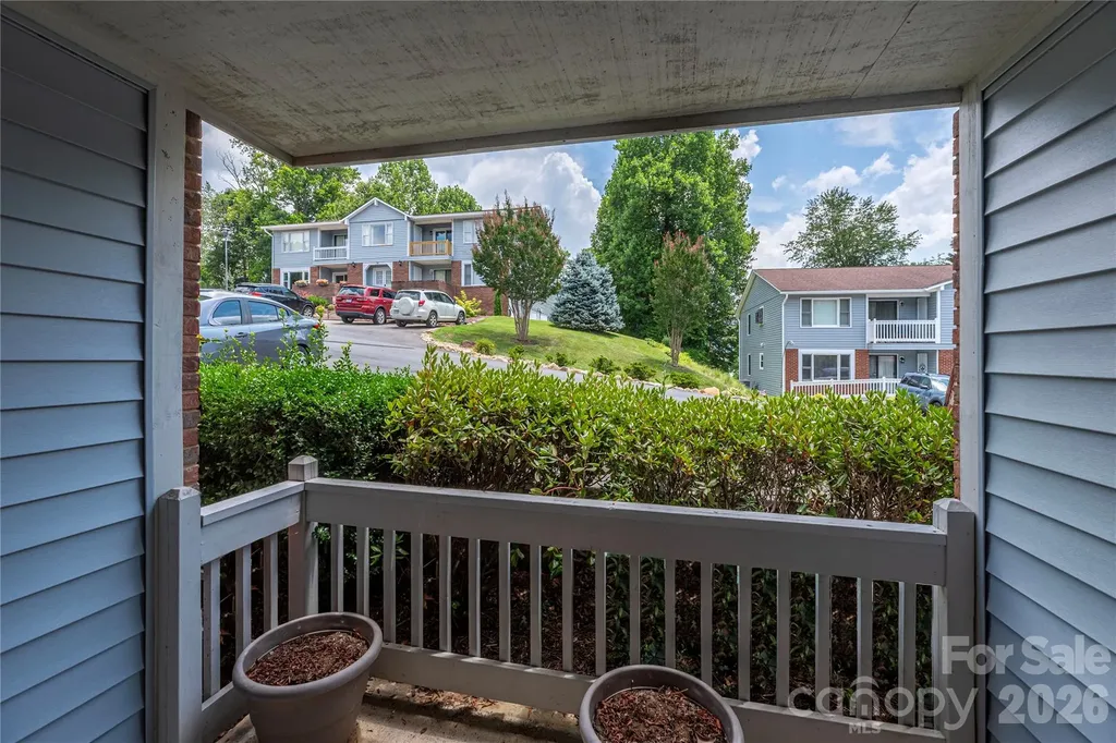 59 Nazarene Way Waynesville NC 28785