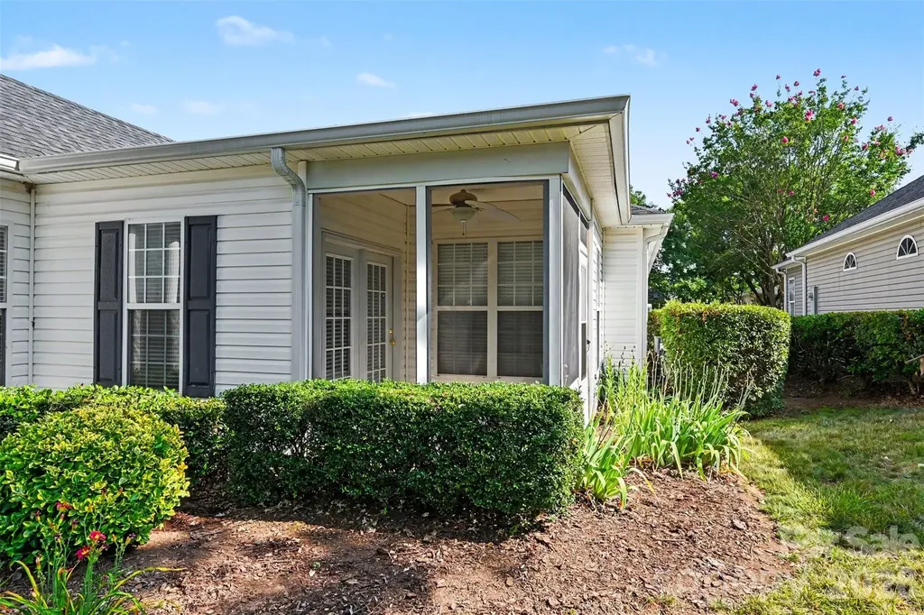 12114 Groth Court Charlotte NC 28277