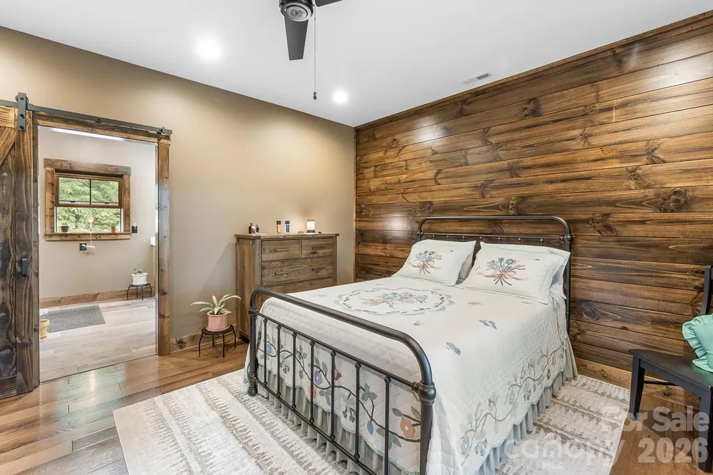 1009 Larkspur Trail Banner Elk NC 28604