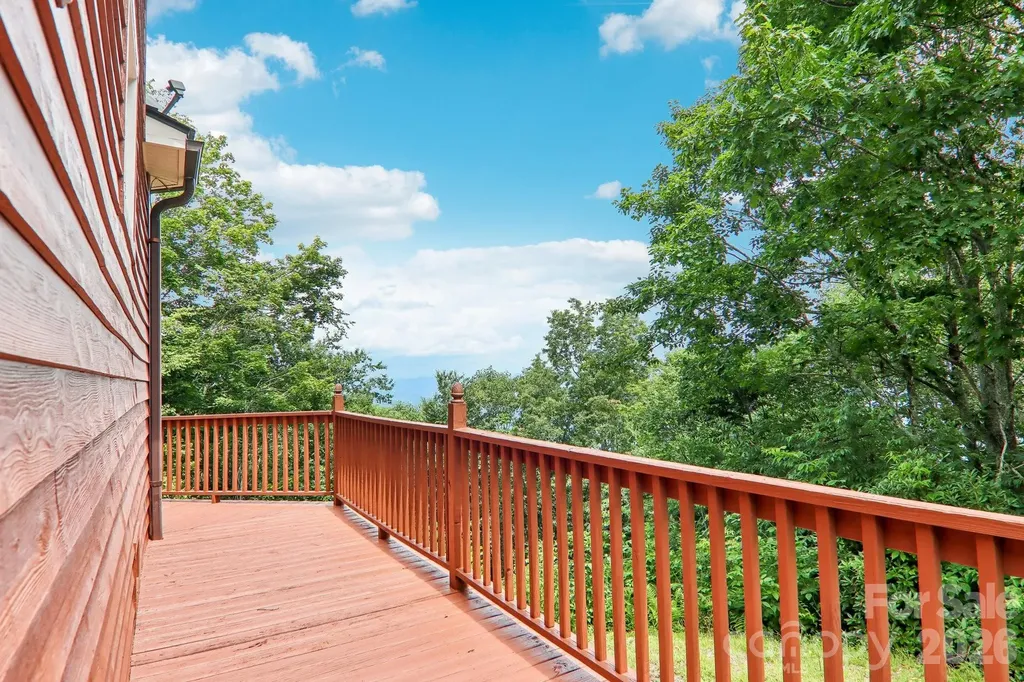 156 Simpson Lane Maggie Valley NC 28751