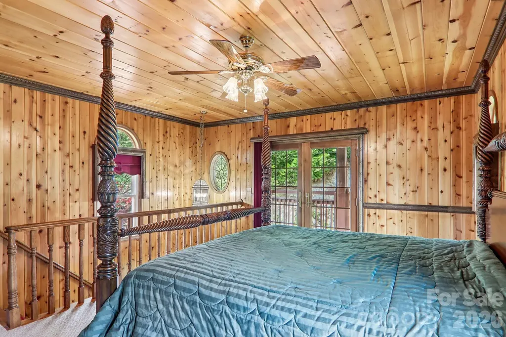 156 Simpson Lane Maggie Valley NC 28751