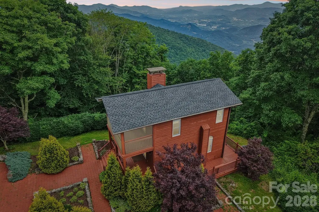 156 Simpson Lane Maggie Valley NC 28751