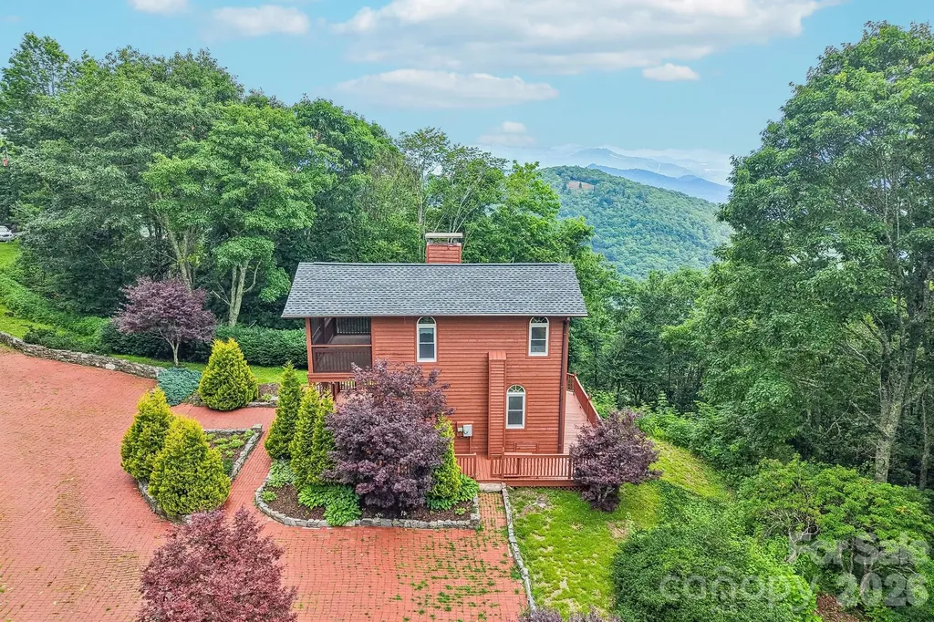 156 Simpson Lane Maggie Valley NC 28751