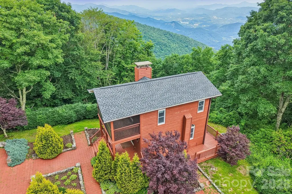 156 Simpson Lane Maggie Valley NC 28751