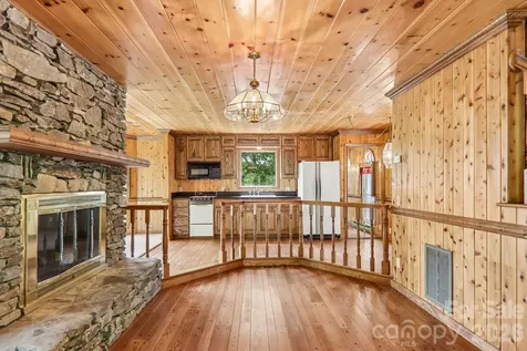 156 Simpson Lane Maggie Valley NC 28751