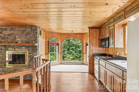 156 Simpson Lane Maggie Valley NC 28751