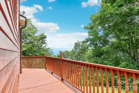 156 Simpson Lane Maggie Valley NC 28751