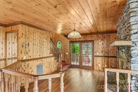 156 Simpson Lane Maggie Valley NC 28751