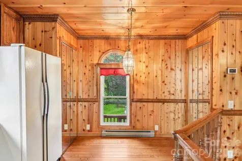 156 Simpson Lane Maggie Valley NC 28751