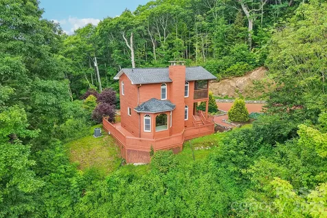 156 Simpson Lane Maggie Valley NC 28751