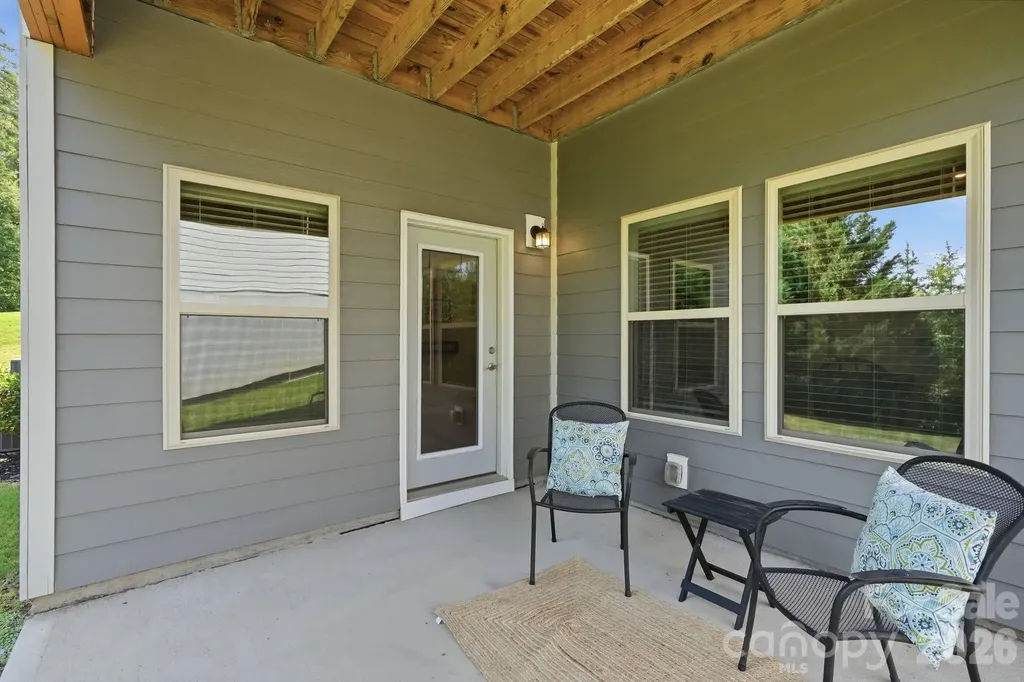 14419 Batteliere Drive Charlotte NC 28278
